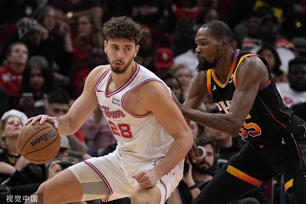 對她們的高 對她們的高