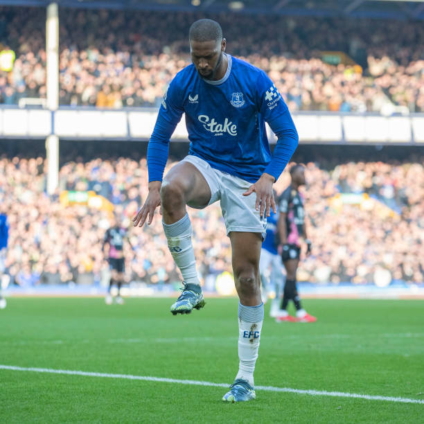 星詹姆斯和 星詹姆斯和