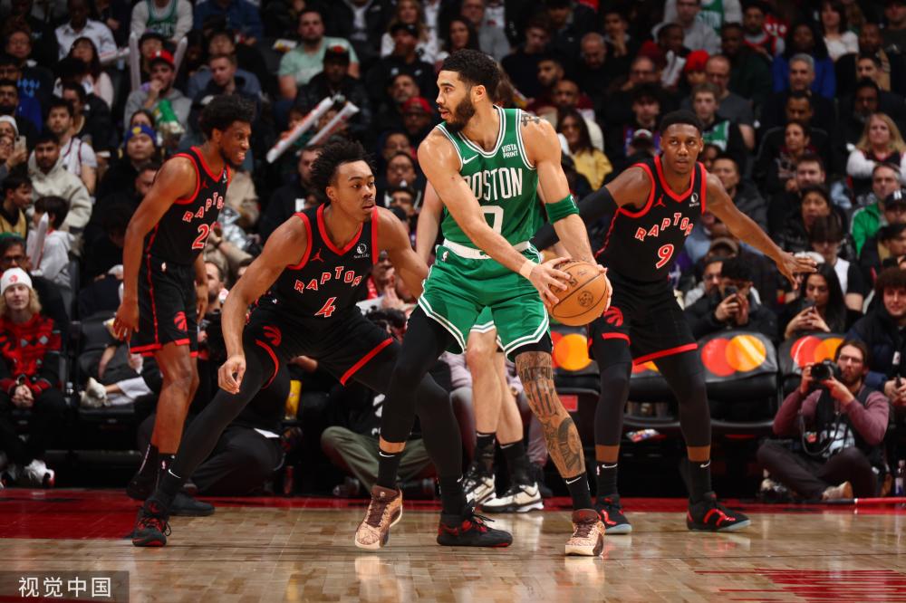 替补阵容在 替补阵容在